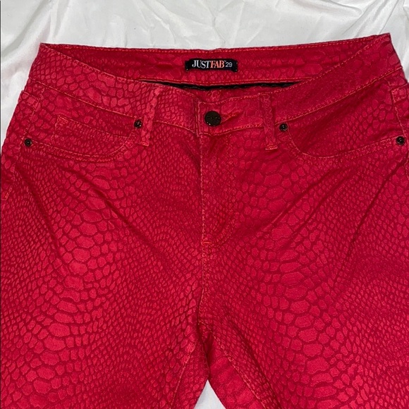 Just Fab Jeans (Hot Pink w Snakeskin Print Design) - Picture 5 of 13